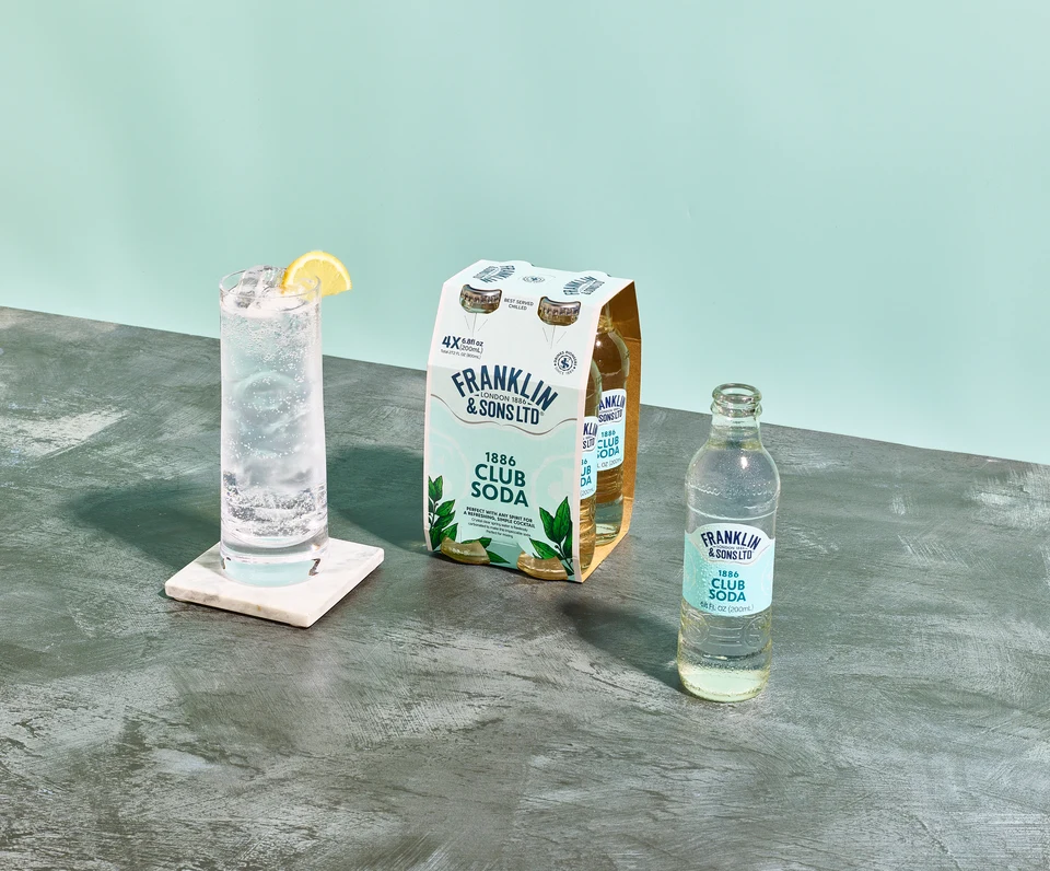 Oficiální lifestyle fotografie produktu F&S soda 0,2l.