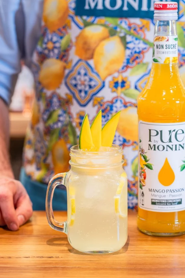 Monin PURE koncentrát Mango & Maracuja 0,7l
