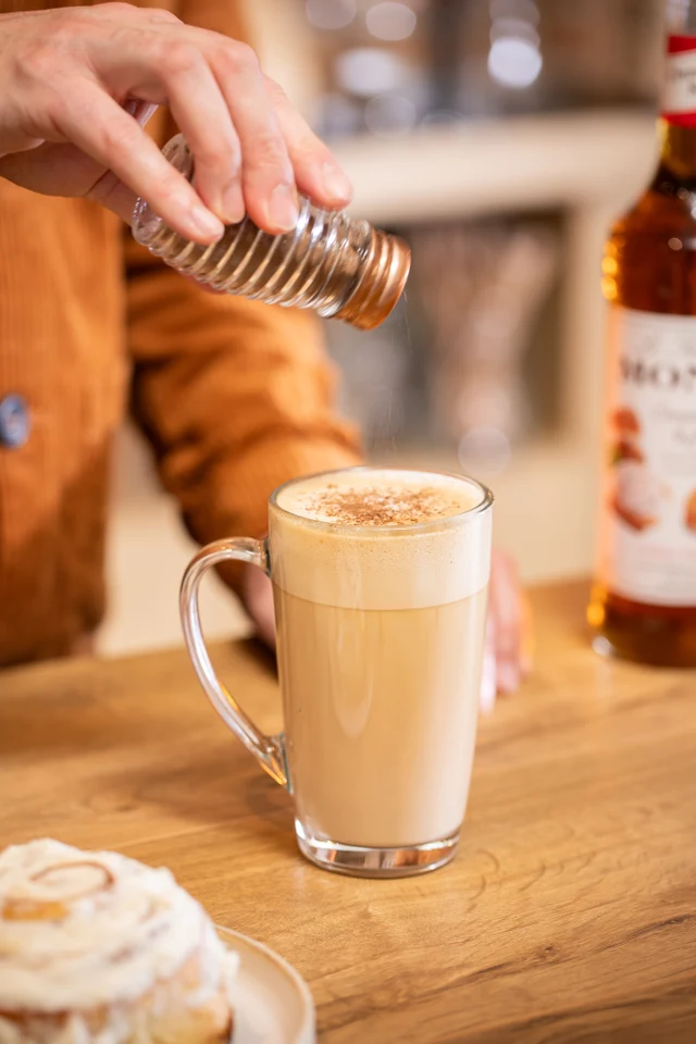 Monin sirup Skořicová rolka 0,7l
