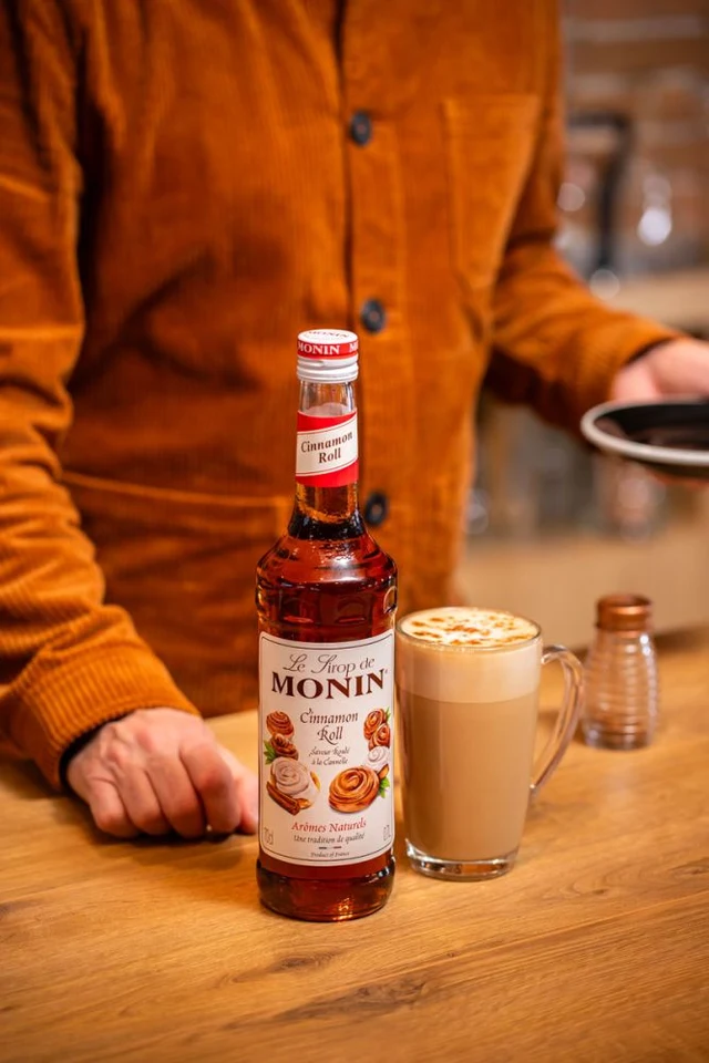 Monin sirup Skořicová rolka 0,7l
