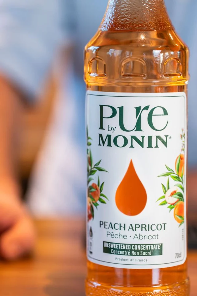 Monin pure koncentrát Broskev & Meruňka 0,7l